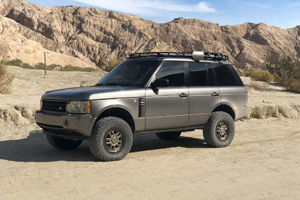 Land Rover Range Rover with Black Rhino Barstow